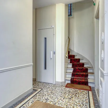 Apartmán Lovely & Quiet 1 Bdr Flat At The Luxury 16th Paříž