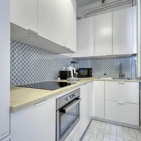 Lovely & Quiet 1 Bdr Flat At The Luxury 16th