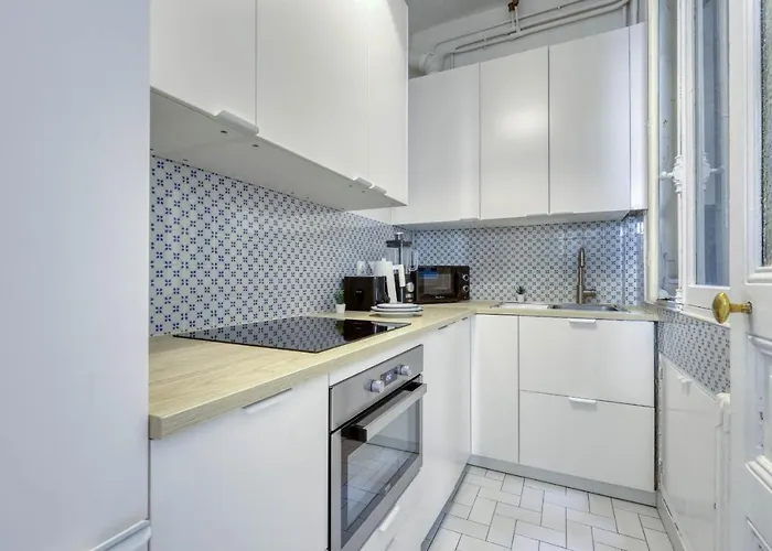 Lovely & Quiet 1 Bdr Flat At The Luxury 16th